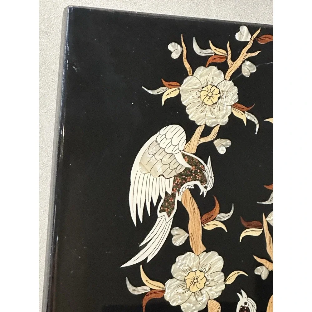 wall décor Signed mother of pearl and wood inlaid picture of birds‎